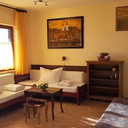 Apartment Ante